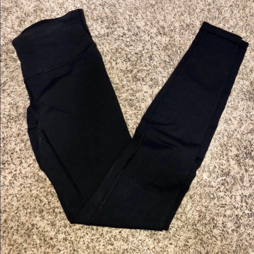 Lululemon Wunder Under leggings Size 2